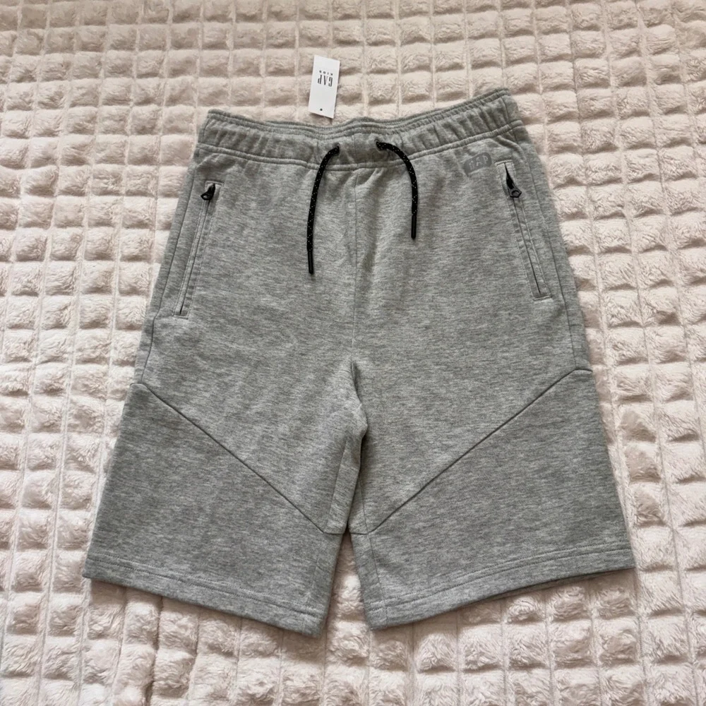 New GAP Boys XL 12 LOT of Three Athletic Shorts Gray Camo Yellow